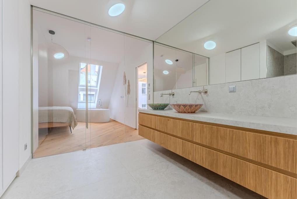 Neustift Deluxe Apartment Vienna Luaran gambar