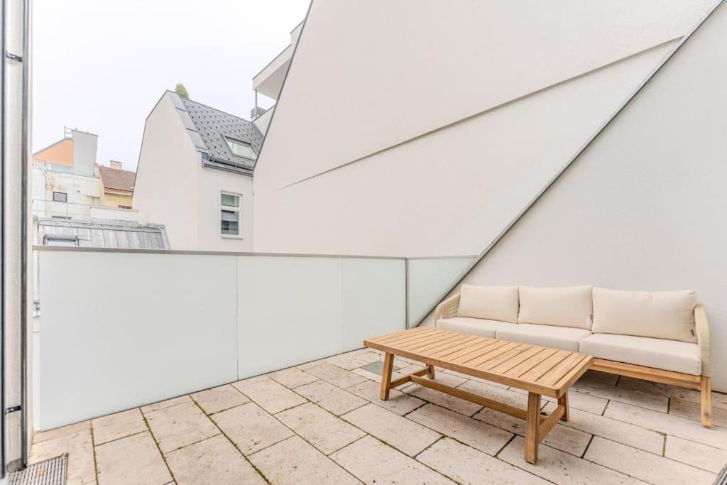 Neustift Deluxe Apartment Vienna Luaran gambar
